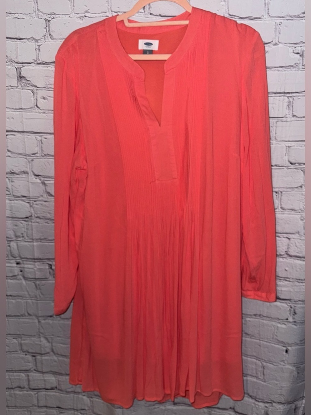Old Navy Coral Pleated dress